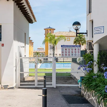 Playa Del Pinet 2 Apartment *